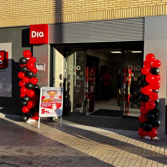 Dia refuerza su presencia en Aragón con la apertura de dos nuevas tiendas, en Zaragoza