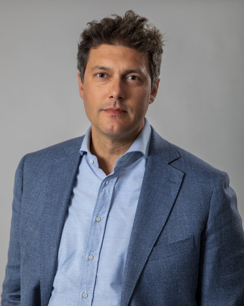 RICARDO ÁLVAREZ