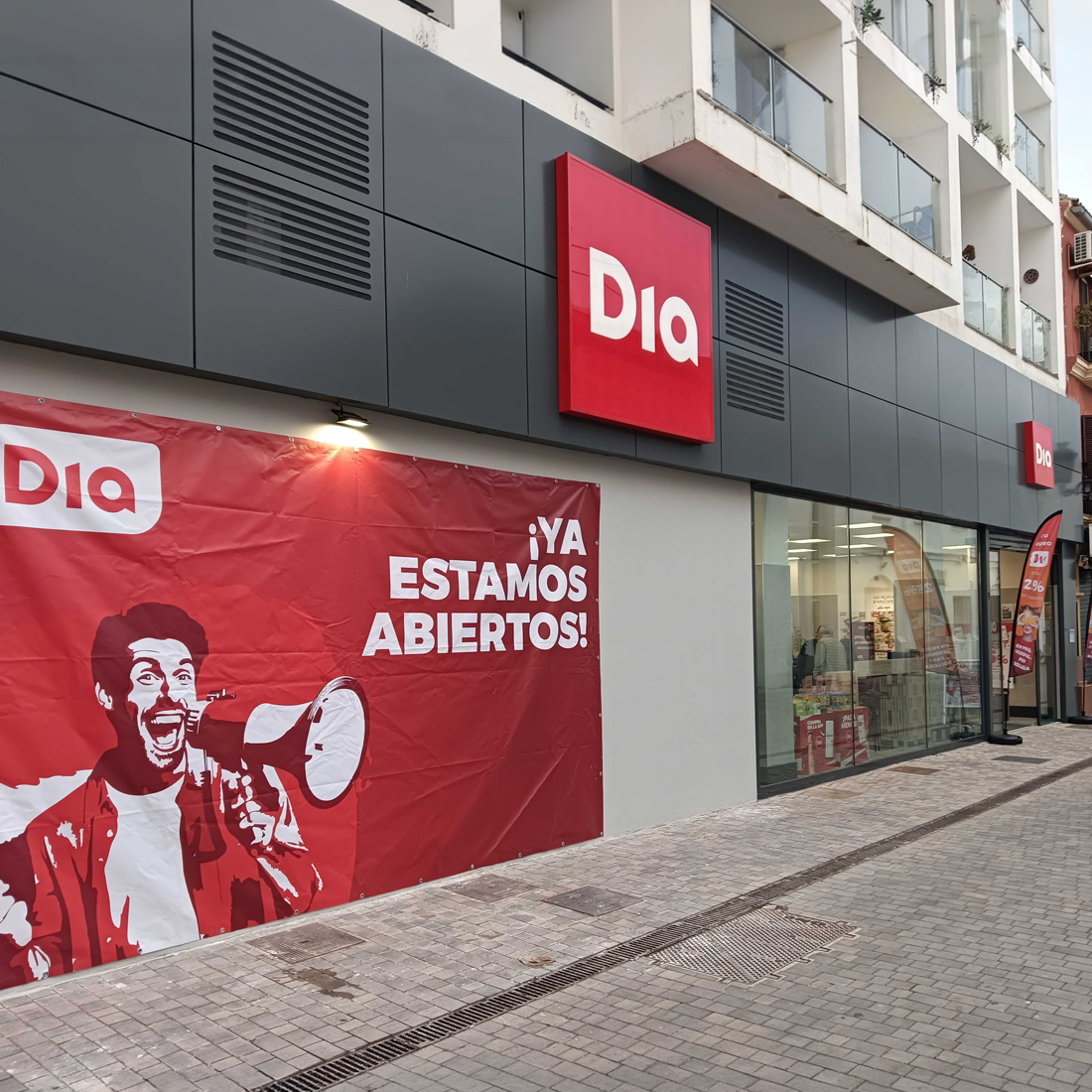 Dia abre una nueva tienda en La Línea de la Concepción