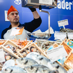 Dia refuerza su apuesta por el pescado local